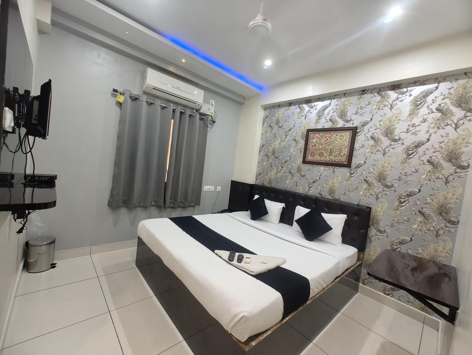 Hotel Grandview Kondapur  Bagian luar foto