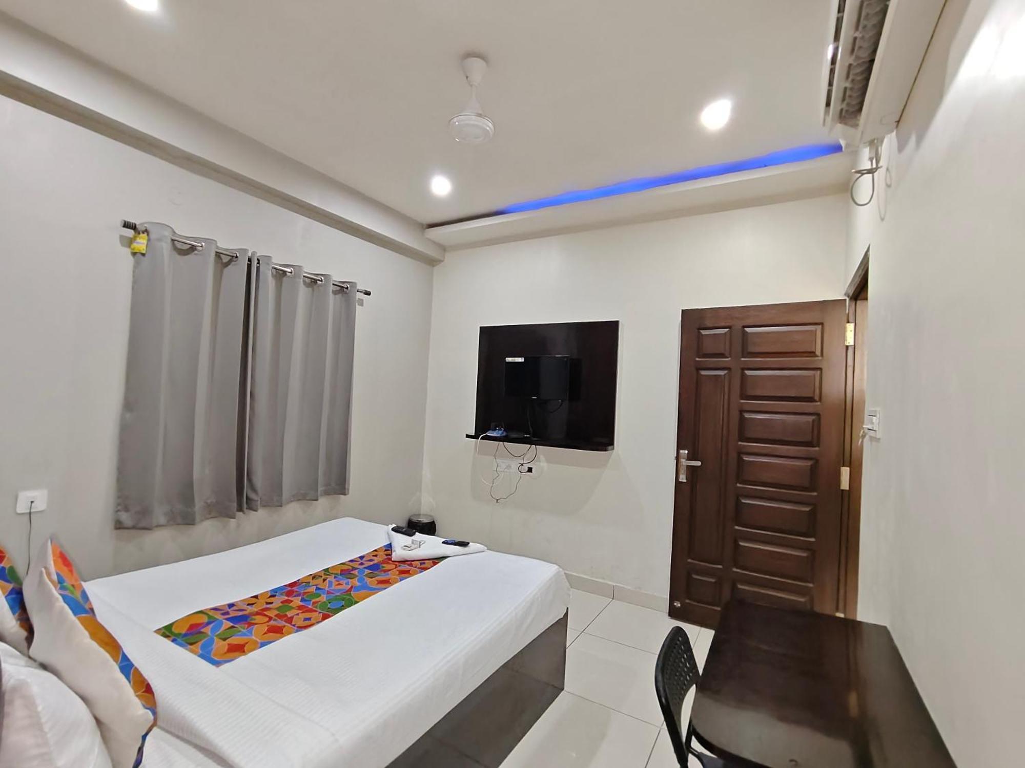 Hotel Grandview Kondapur  Bagian luar foto
